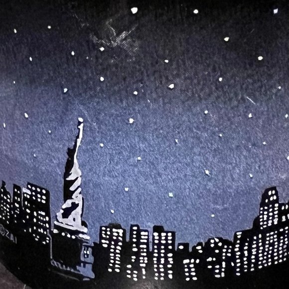 Vintage New York City Souvenir Mug ~ Skyline ~ Twin Towers ~ Statue of Liberty - Picture 5 of 8